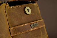 Premium Cowhide Leather Toiletry Bag Travel Dopp Kit Distressed Tan -