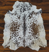 241 - 23 Cow Skin Hair on Hide 100% Pure Cow Hide Large Decorative/Carpet/Rug/Wall Leather - 