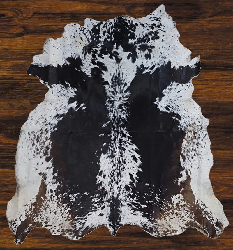 241 - 7 Cow Skin Hair on Hide 100% Pure Cow Hide Large Decorative/Carpet/Rug/Wall Leather - 