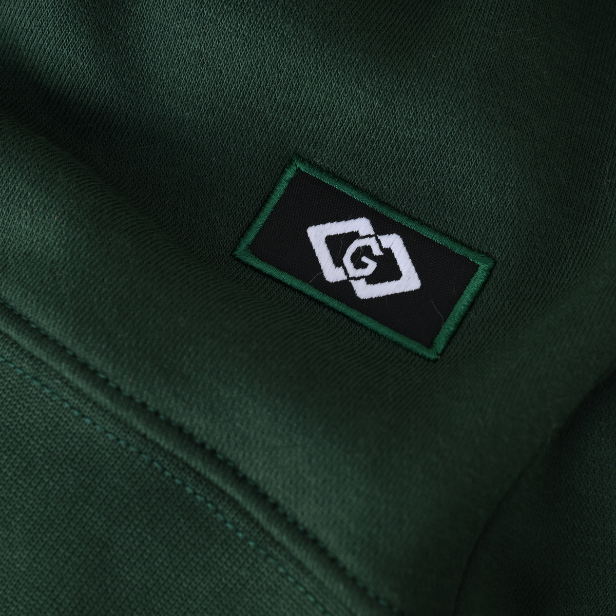 hoodies for men in cotton fleece with ribbed finish