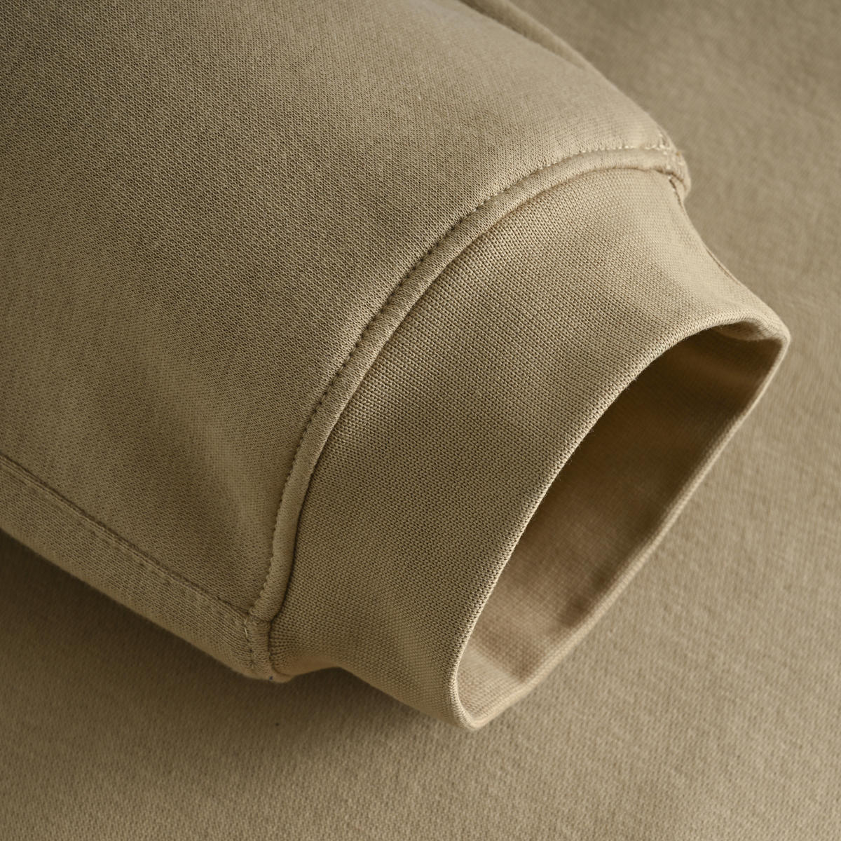 hoodies for men in cotton fleece with ribbed finish