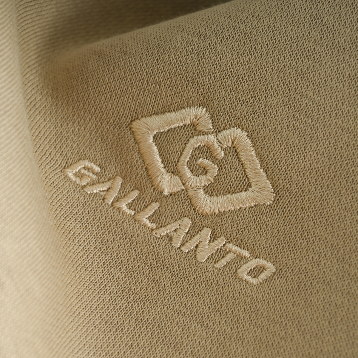 mens sweatshirts in organic cotton with embroided logo crew neck