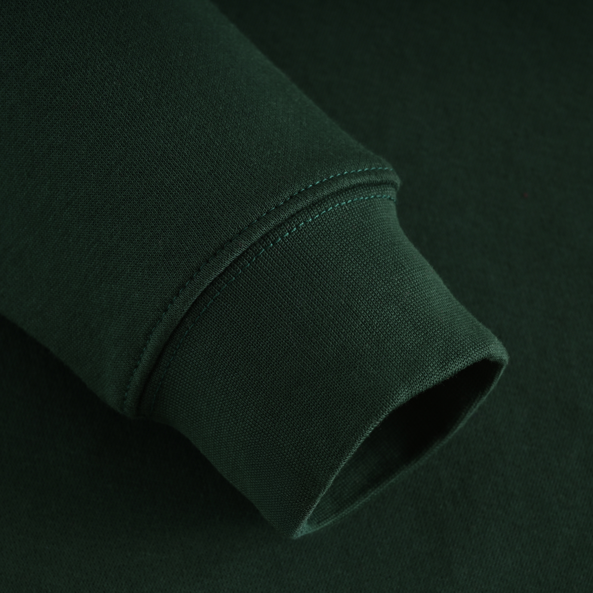 mens sweatshirts in organic cotton with embroided logo crew neck