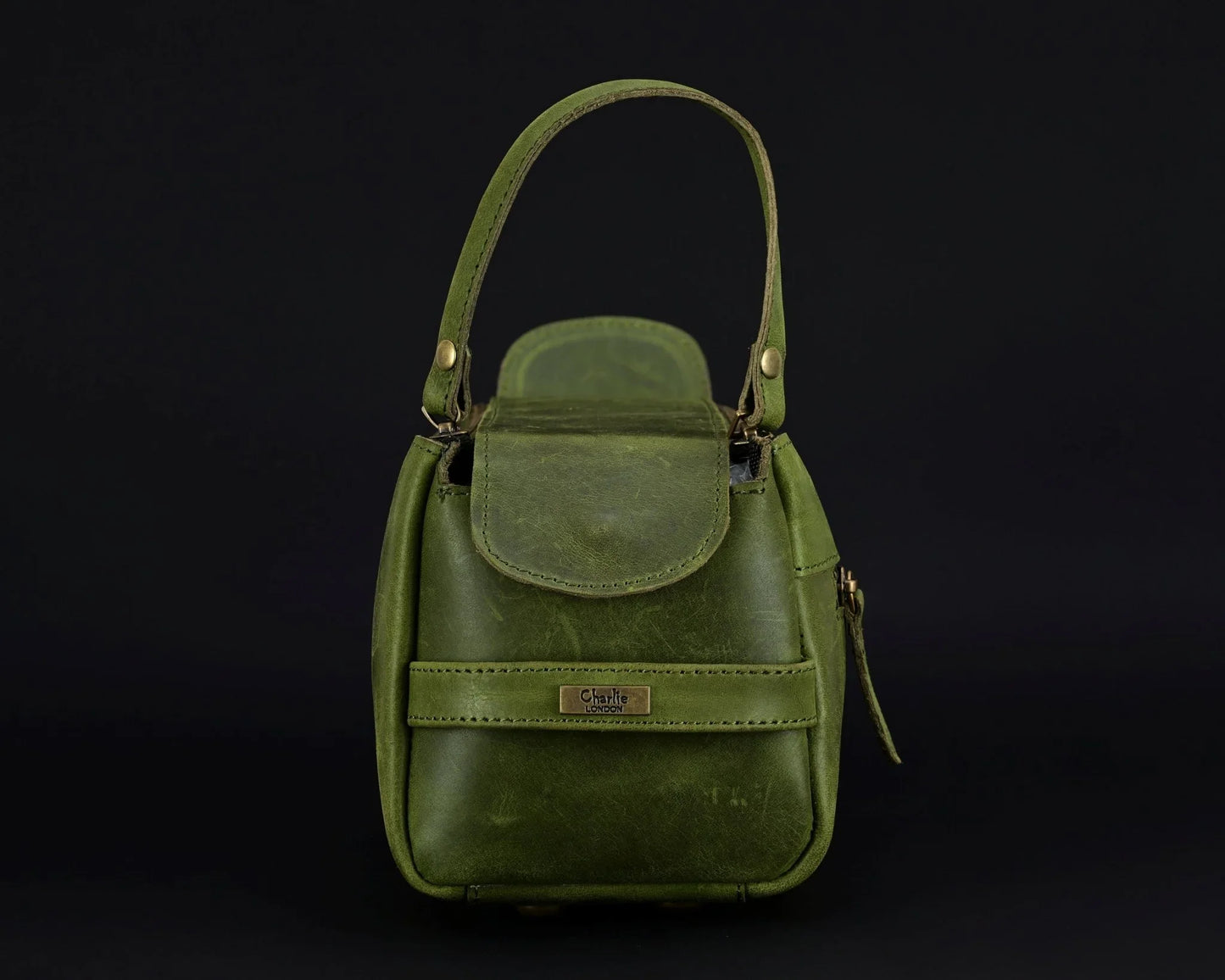 premium cowhide leather toiletry bag travel dopp kit distressed green - 